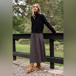 Black Marrea Flower louisa skirt Black and White Patterned Women's Skirt